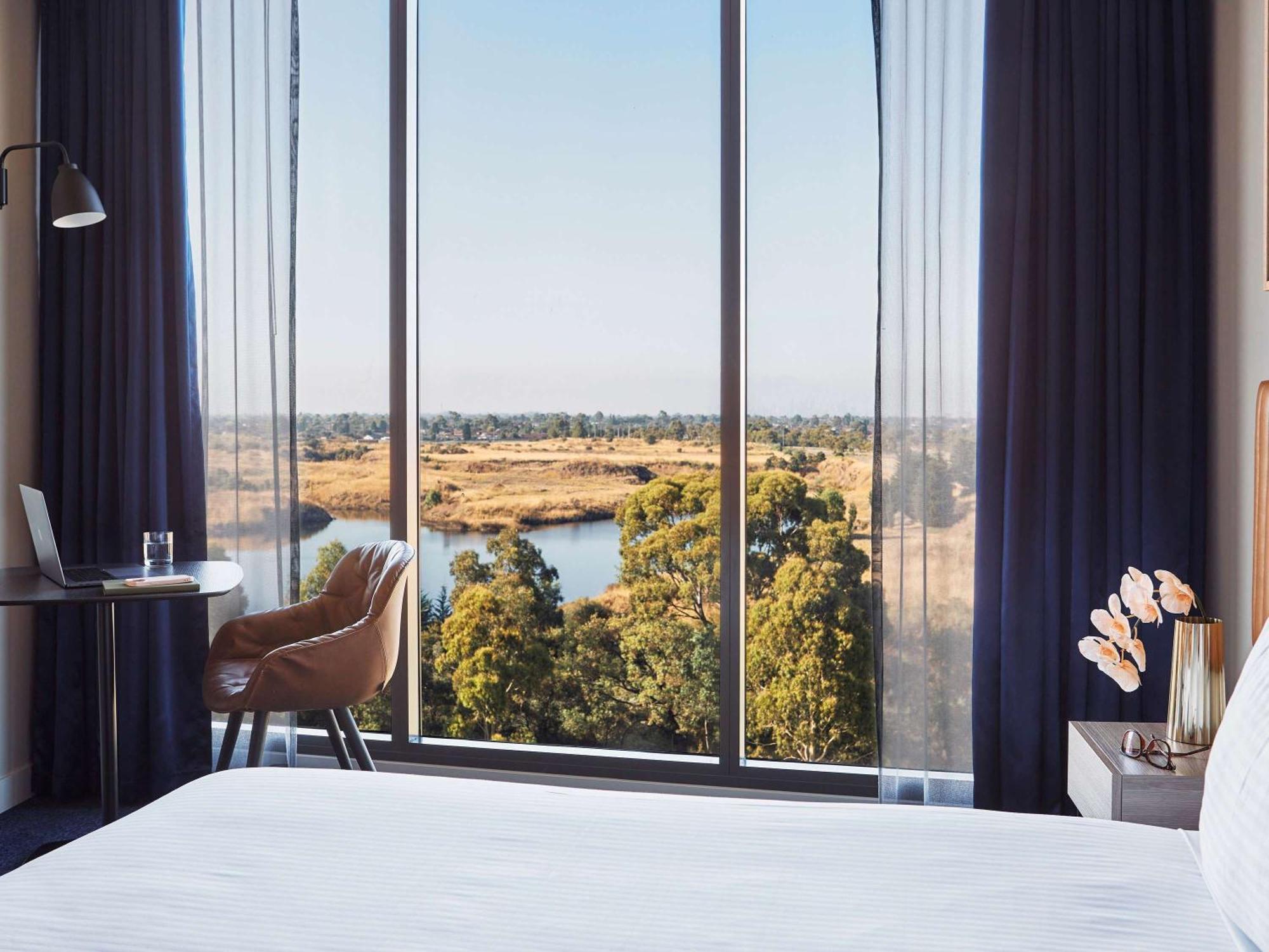 Mantra Melbourne Epping Hotel Екстериор снимка
